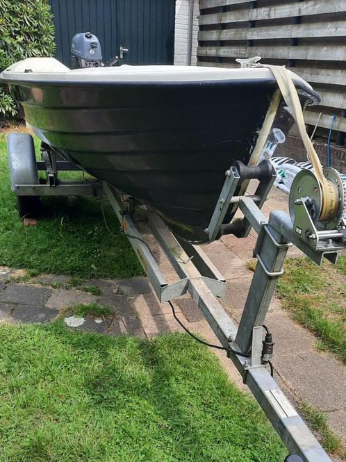 Leuke boot 4,5m met Yamaha bbm en goede trailer, Watersport en Boten, Vis- en Consoleboten, Gebruikt, Tot 10 pk, 3 tot 6 meter