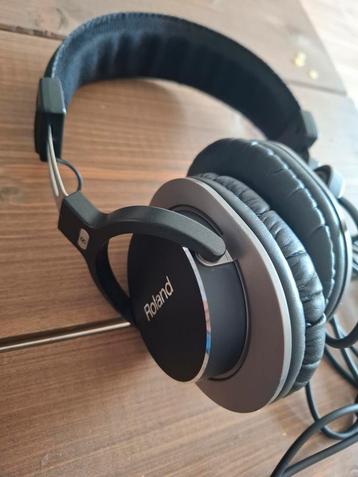 Rh-300 Roland voor keyboard proffesionele hoofdtelefoon  beschikbaar voor biedingen