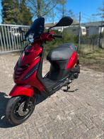 Piaggio zip 4t, Fietsen en Brommers, Scooters | Piaggio, Ophalen, Zo goed als nieuw, Zip