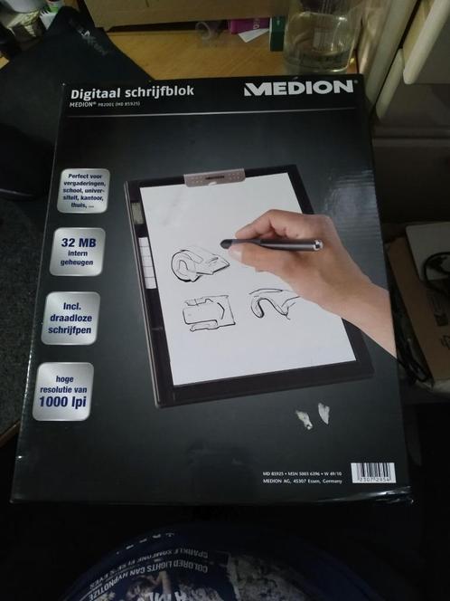 Medion digitaal Schrijfblok, Diversen, Notitieboeken, Gebruikt, A4, Ophalen of Verzenden