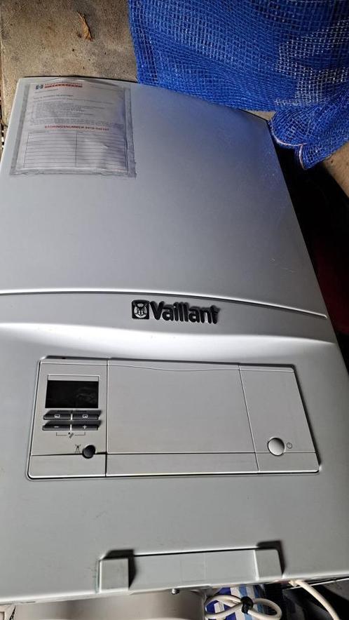 Vaillant ecoTEC classic VHR NL 23-28/5-3 HR Combiketel CW4, Doe-het-zelf en Verbouw, Verwarming en Radiatoren, Zo goed als nieuw