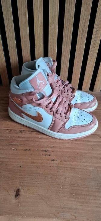 Jordan air Jordan 1 Mid beschikbaar voor biedingen