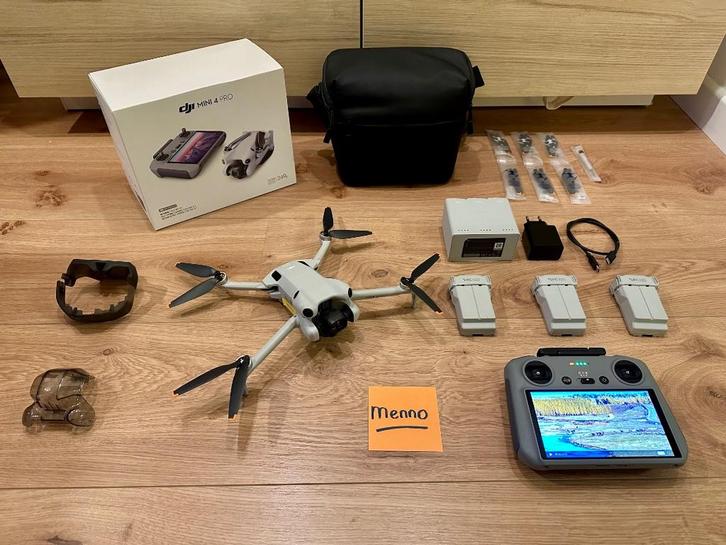 DJI Mini 4 Pro - Fly More Combo Compleet, Audio, Tv en Foto, Drones, Drone met camera, Ophalen of Verzenden