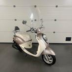 Sym mio INRUIL DEAL prachtige scooter /SNOR/WINDSCHERM, Fietsen en Brommers, Scooters | SYM, Zo goed als nieuw, Benzine, 50 cc