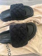 Orginele Louis Vuitton Slippers Maat 40- Weinig Gedragen, Kleding | Dames, Schoenen, Zwart, Zo goed als nieuw, Ophalen, Slippers