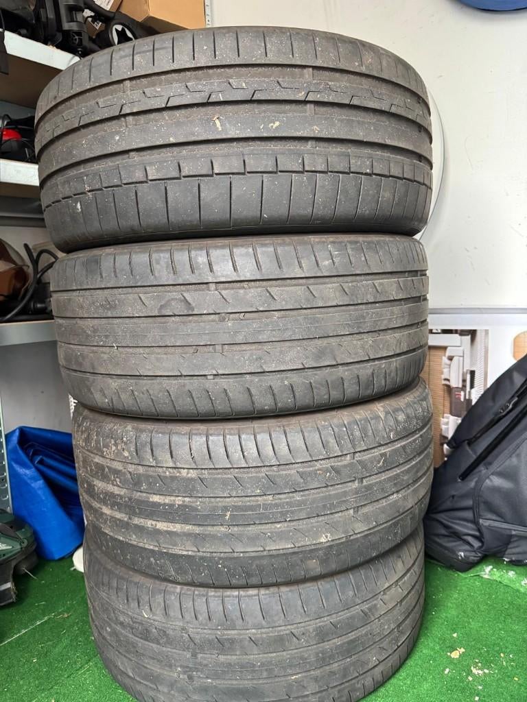 Zomerbanden – 1 bijna nieuw + 3 gebruikte (prijs naar staat), Auto-onderdelen, Banden en Velgen, Ophalen, Gebruikt, 255 mm, Band(en)