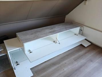 Televisiekast betonlook Inosign Coro beschikbaar voor biedingen