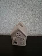 Kandelaar  huisje, Ophalen of Verzenden, Zo goed als nieuw