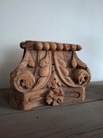 Mooi ornament/ baluster landelijk sober beschikbaar voor biedingen