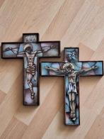 2 stuks  opaline crucifix., Ophalen of Verzenden, Gebruikt