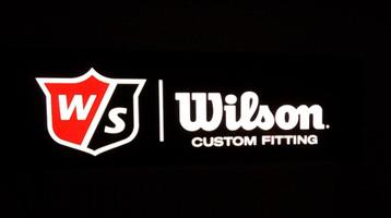 Wilson reclamebord met verlichting.  beschikbaar voor biedingen