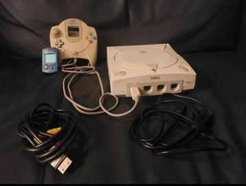 Sega Dreamcast (PAL) + Controller & VMU beschikbaar voor biedingen