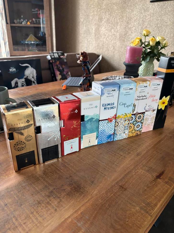 Diverse Geurverspreiders - Essenza & TerraPur, Huis en Inrichting, Badkamer | Badkamermeubels, Nieuw, Overige typen, Minder dan 100 cm