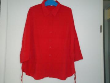 blouse mt 52 rood met horizontale streepjes beschikbaar voor biedingen