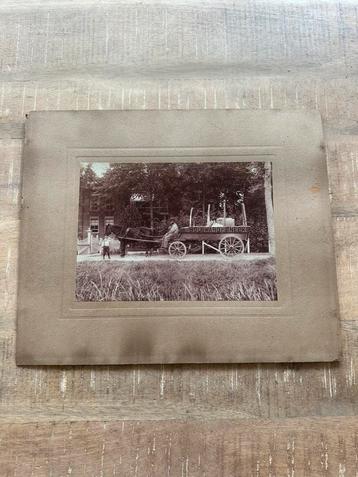Oude foto paardenkar Bolsward – Sneek ca. 1900 (30x36 cm) beschikbaar voor biedingen