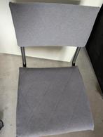 2 eetkamer stoelen, Ophalen of Verzenden, Gebruikt, Grijs
