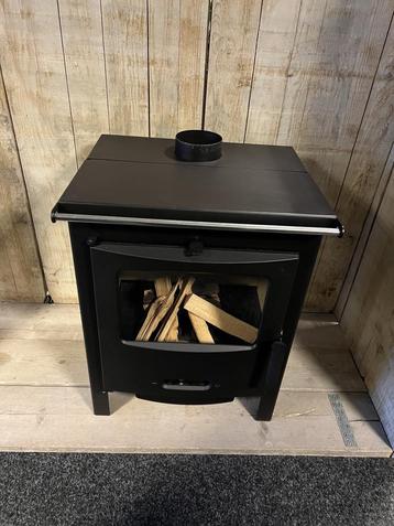 Lacunza Sagra CP houtkachel uit VOORRAAD leverbaar !!! beschikbaar voor biedingen