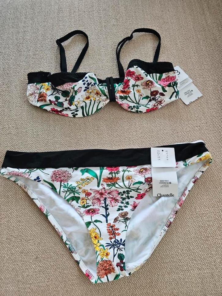 Chantelle bikini set | Flowers Blooming | L | 75B, Kleding | Dames, Badmode en Zwemkleding, Nieuw, Bikini, Zwart, Ophalen of Verzenden