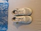 Nike airforce spruce aura maat 38, Kleding | Dames, Schoenen, Ophalen of Verzenden, Zo goed als nieuw, Wit, Sneakers of Gympen