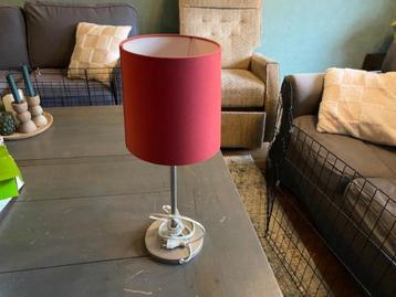 e45 – lamp, hoogte 52 cm, doorsnede kap 20 cm beschikbaar voor biedingen