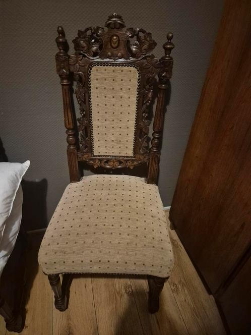Gebeeldhouwde Mechelse stoeenl, 1930, Antiek en Kunst, Antiek | Meubels | Stoelen en Banken, Ophalen