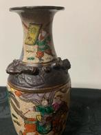 Antiek Chinees vaas, Ophalen