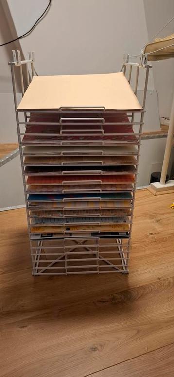 Papierrek 30x30 - Wit Metaal - Stevig beschikbaar voor biedingen