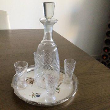 Antiek Borrelset: Karaf, Glaasjes & Dienblad beschikbaar voor biedingen