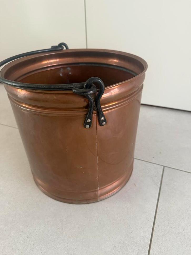 Antieke Koperen Emmer met Metalen Handvat, Antiek en Kunst, Antiek | Koper en Brons, Koper, Ophalen of Verzenden