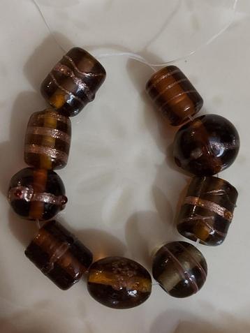 Set bruin met goud lampwork glaskralen  beschikbaar voor biedingen