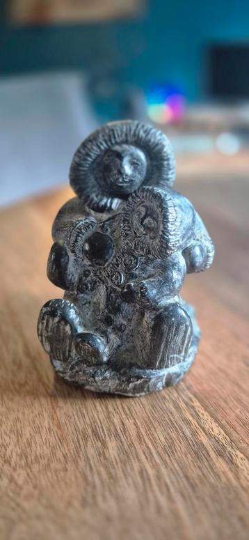 Inuit Beeldje met Kind - Composiet beschikbaar voor biedingen