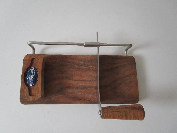 Kaassnijplankje met mes "le guillotin" van Reypenaer, Huis en Inrichting, Keuken | Keukenbenodigdheden, Zo goed als nieuw, Ophalen of Verzenden