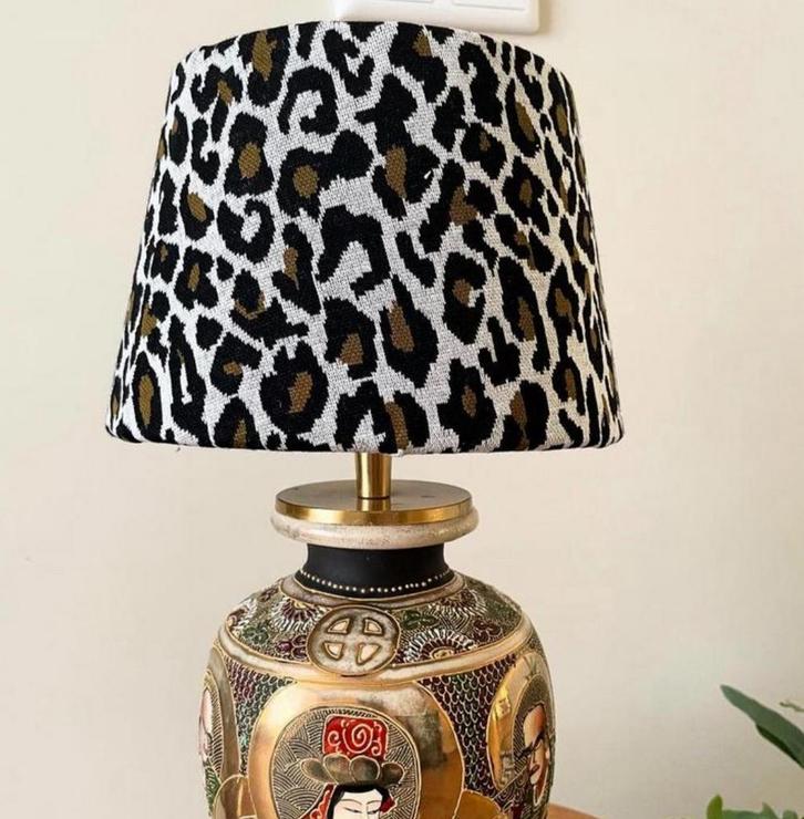 Unieke lampenkap met panterprint motief!, Huis en Inrichting, Lampen | Tafellampen, Zo goed als nieuw, Minder dan 50 cm, Ophalen of Verzenden