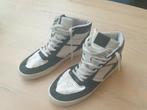 Wit / Zwarte Hightop Sneakers Pull and Bear maat 39, Wit, Ophalen of Verzenden, Sneakers of Gympen, Gedragen
