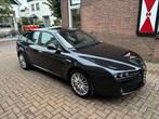 Alfa Romeo 159 1.750 TBI (230 PK, zwart dashboard), Auto's, 4 cilinders, Zwart, Stationwagon, Handgeschakeld