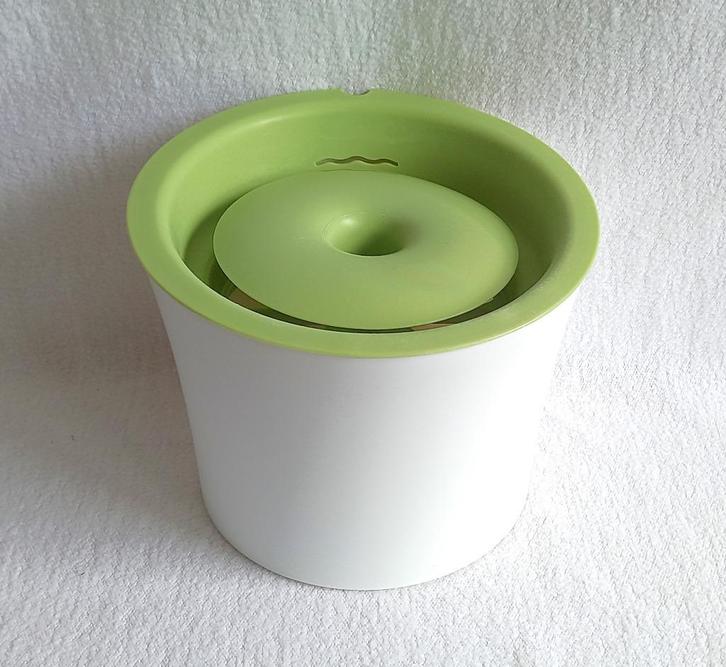 Catit Design Fresh & Clear drinkfontein voor katten, Dieren en Toebehoren, Kattenvoerbakken en Drinkbakken, Zo goed als nieuw