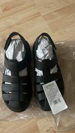 Nieuw zwarte CROCS SANDALEN MAAT 39/40, Kleding | Dames, Schoenen, Ophalen of Verzenden, Nieuw, Zwart, Sandalen of Muiltjes