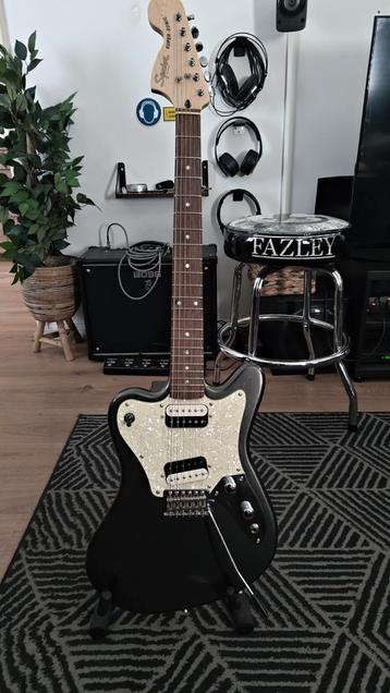 Squier Paranormal Super-Sonic Gitaar beschikbaar voor biedingen