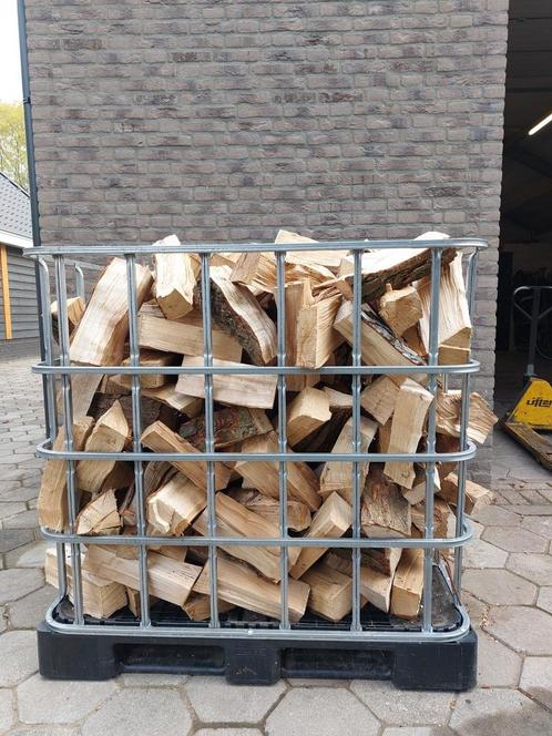 Esdoornhout te koop (droog), Tuin en Terras, Haardhout, Blokken, Overige houtsoorten, 3 tot 6 m³, Ophalen of Verzenden