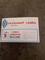 3382 Exclusief Radio Sticker  Radio FM 102.4, Ophalen of Verzenden, Gebruikt