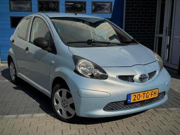  Aygo * FIETSENDRAGER *CRUISE CONTROLE *SLECHTS 84.170 km beschikbaar voor biedingen