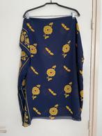 Sjaal Kleur Blauw met Geel., Ophalen of Verzenden, Onbekend, Zo goed als nieuw, Sjaal