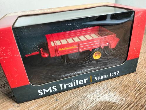 Te koop UH Schuitemaker SMS trailer., Hobby en Vrije tijd, Modelauto's | 1:32, Nieuw, Tractor of Landbouw, Universal Hobbies, Ophalen of Verzenden