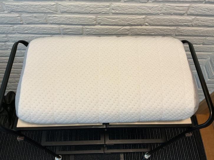 kussen met neksteun, Huis en Inrichting, Slaapkamer | Beddengoed, Zo goed als nieuw, Kussen, Eenpersoons, Beige, Ophalen