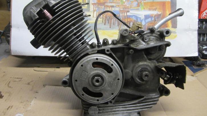 De laatste Italiaanse motorblokken, Fietsen en Brommers, Brommeronderdelen | Oldtimers, Gebruikt, Overige merken, Carburateur