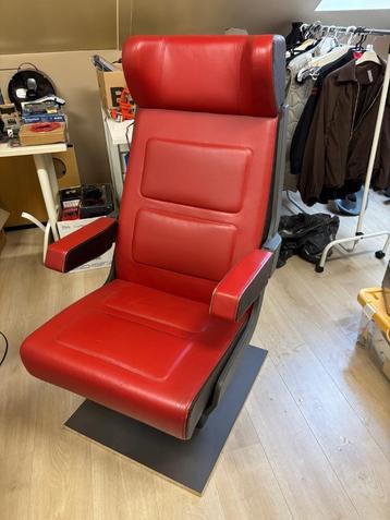 Stoel NS ICMm koploper 1e klasse beschikbaar voor biedingen