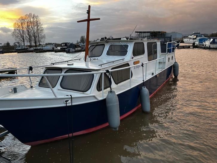 Motor Kruiser Vakantie Klaar nu in prijs verlaags € 12.500, Watersport en Boten, Motorboten en Motorjachten, Gebruikt, Staal, 9 tot 12 meter