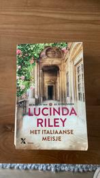 Lucinda Riley het Italiaanse meisje, Ophalen of Verzenden, Zo goed als nieuw