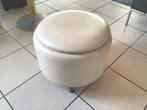 Vintage beige skai opbergpoef / poef, Huis en Inrichting, Minder dan 50 cm, Rond, Gebruikt, Minder dan 50 cm