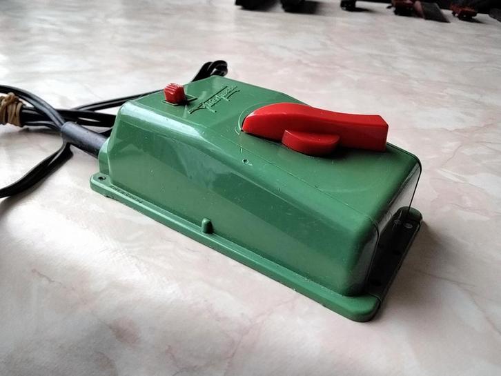 Fleischmann Transformator Type 710 - Modelspoorbaan Voeding, Hobby en Vrije tijd, Modeltreinen | H0, Gebruikt, Transformator of Voeding